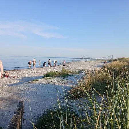 Dom wakacyjny The House By The *