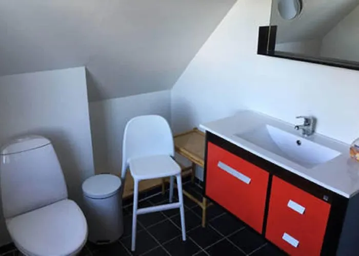 The House By The * Ålbæk